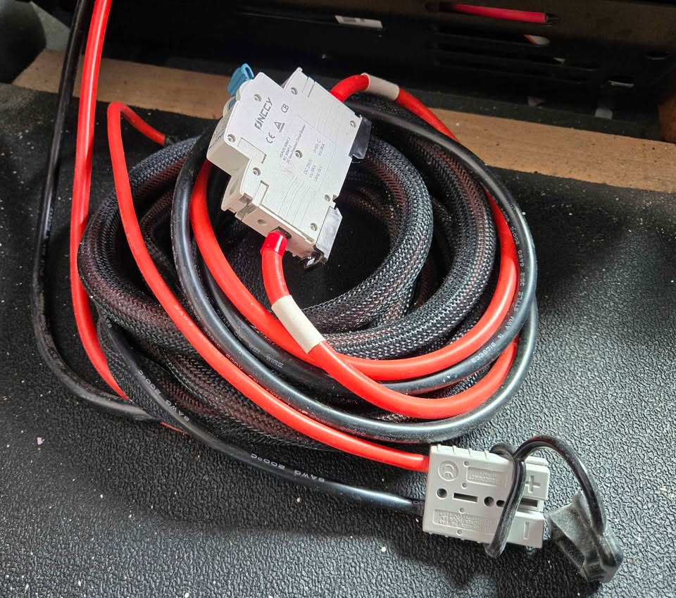 Bluetti Elite 200 V2 shown in real-world use, photo 4