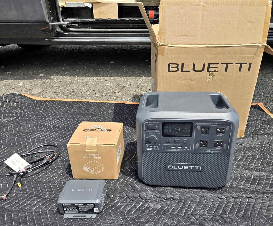 Bluetti Elite 200 V2 shown in real-world use, photo 6