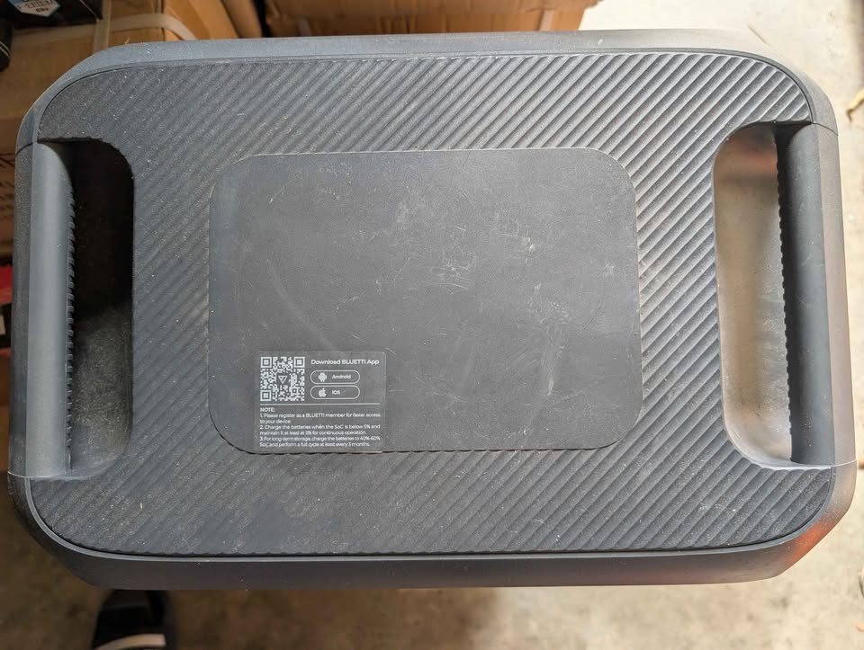 Bluetti AC200L shown in real-world use, photo 3