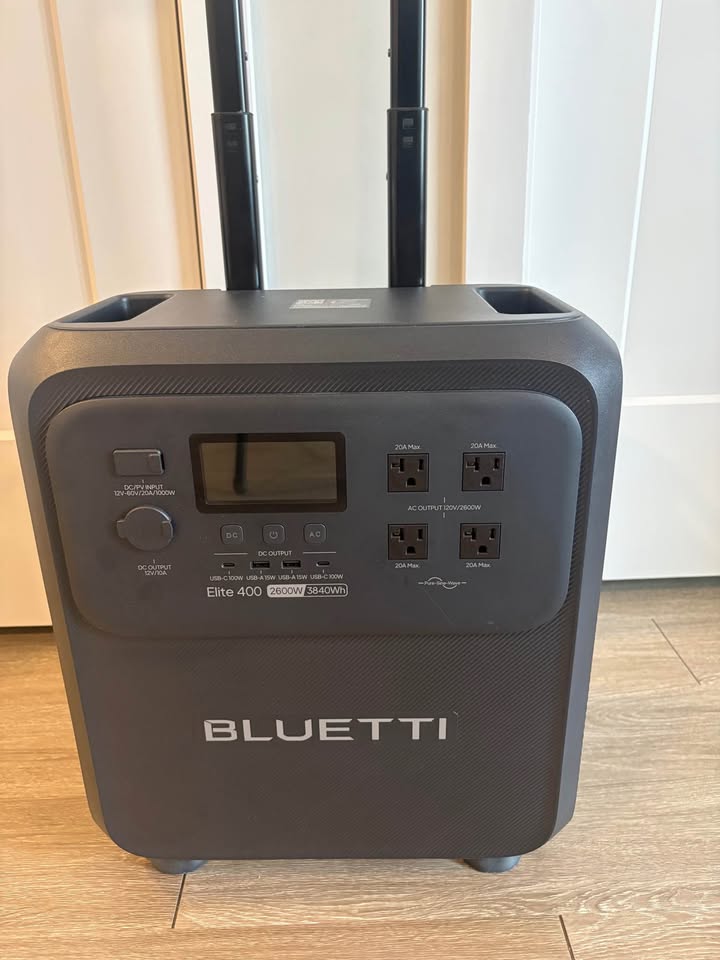 Bluetti Elite 400 shown in real-world use, photo 2