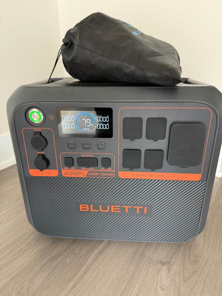 Bluetti AC200P L shown in real-world use, photo 4