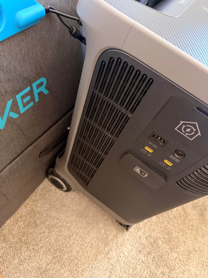 Anker SOLIX F3800 shown in real-world use, photo 3